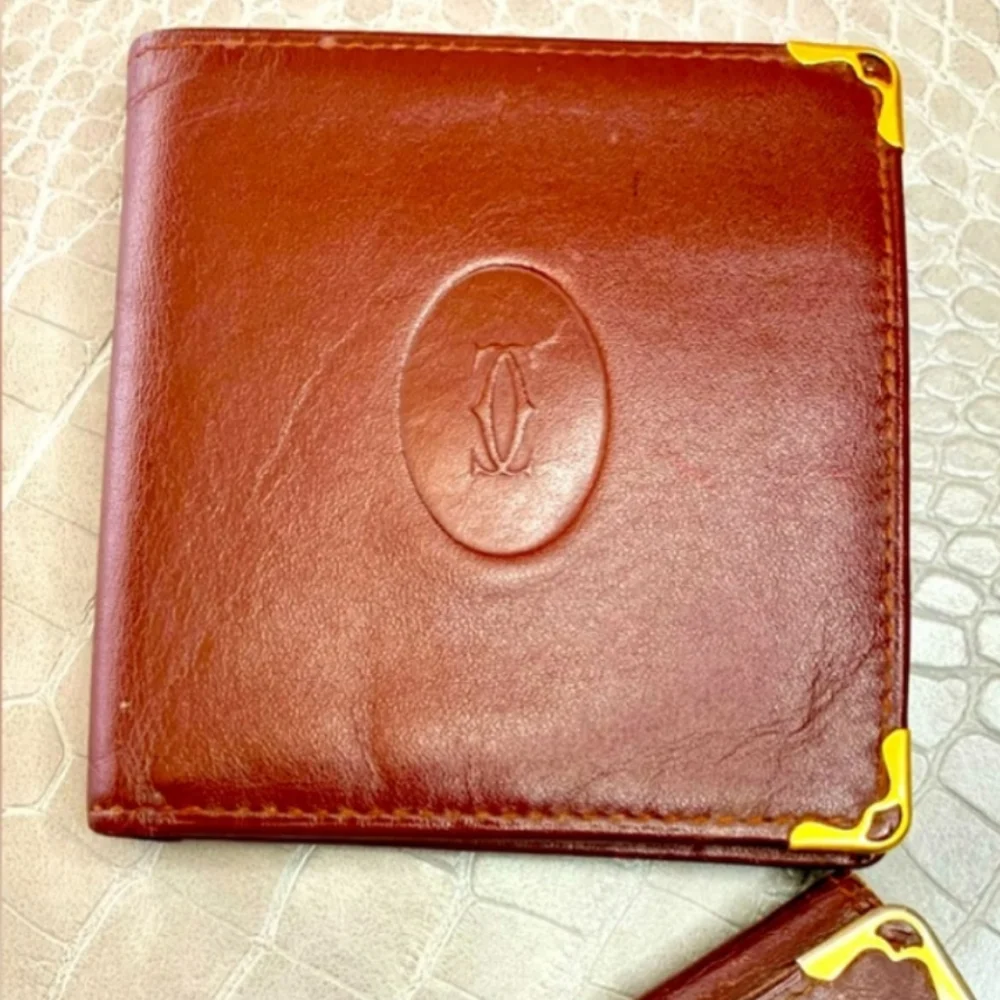 Cartier Wallet And Key Holder Bundle - Picture 2 of 8
